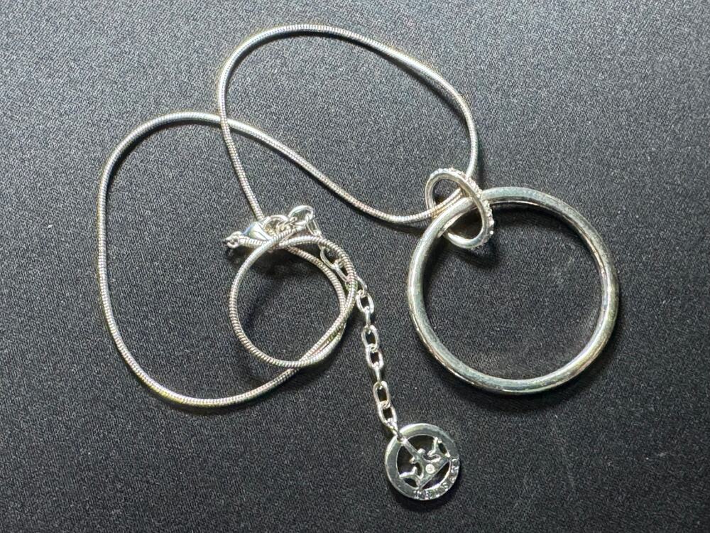 Crown Trifari Eternity Circle Silver Tone 14in Necklace